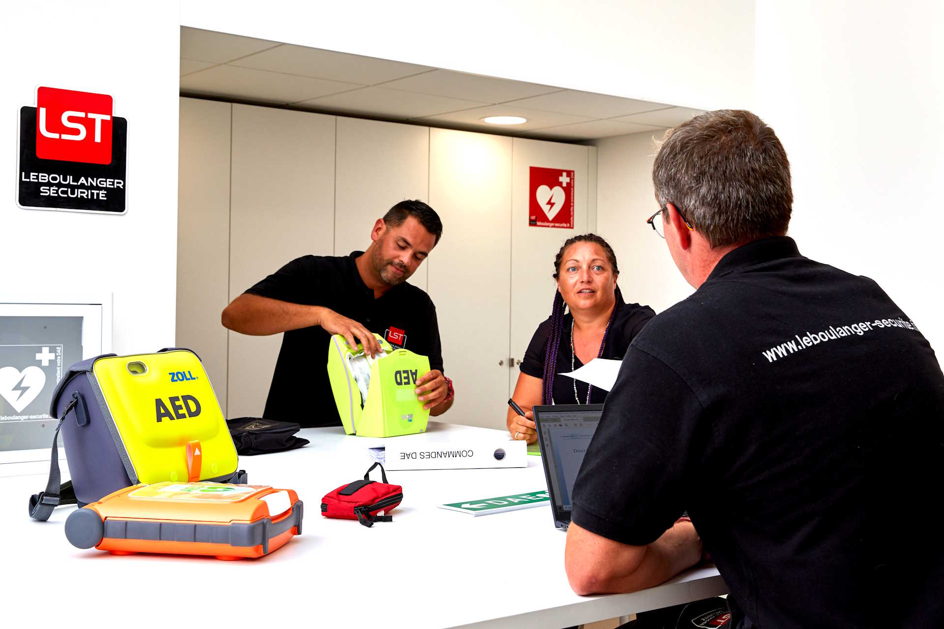 image menu Defibrillateurs